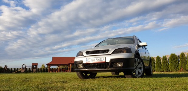 Opel astra crossover