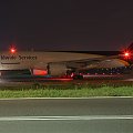 Samolot cargo linii UPS (United Parcell Service) oczekujący na wjazd na pas startowy