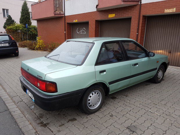 Opinia na temat samochodu/ czy kupować? 323 92r
